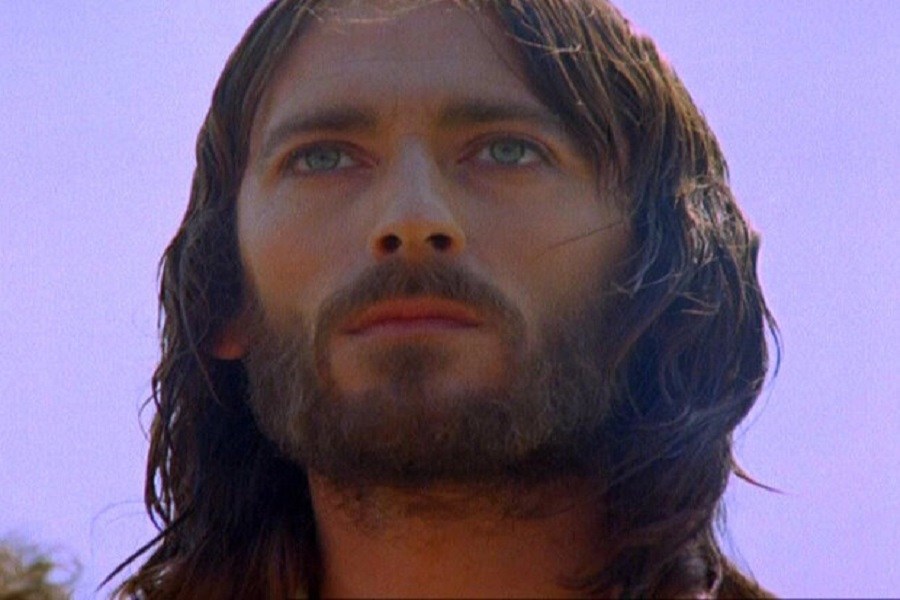 Δείτε πώς είναι σήμερα ο ηθοποιός του «Ιησού από την Ναζαρέτ»-ΦΩΤΟΓΡΑΦΙΕΣ