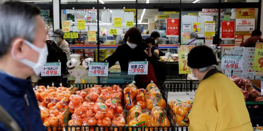 Πρωτοπορεί η Ιαπωνία - Παρουσίασε πακέτο 48 δισ. δολαρίων για να αντιμετωπίσει τις αυξήσεις στις τιμές