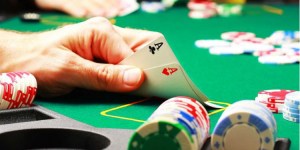 «Πόκερ» για τον παικταρά του ΑΠΟΕΛ…