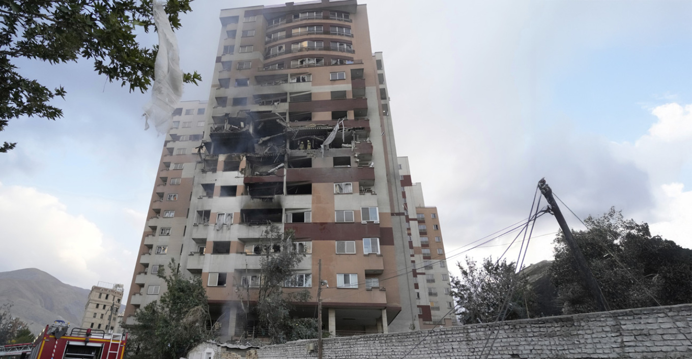 WSJ: Το Ιράν ζητά αποκλιμάκωση των επιθέσεων και βάζει όρους για να διαπραγματευτεί