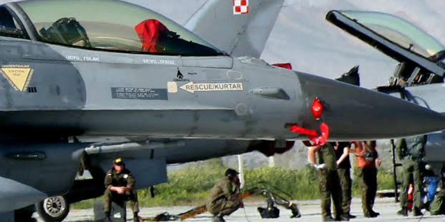 Ρωσία σε Τουρκία: «Δεν μπορούμε να εγγυηθούμε την ασφάλεια των αεροσκαφών σας πάνω από τη Συρία»