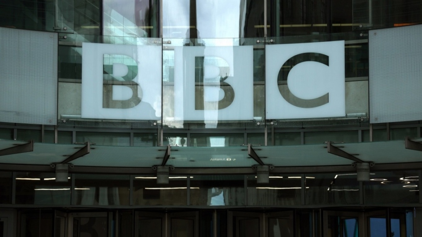 Κατονομάστηκε ο παρουσιαστής του BBC που εμπλέκεται στο νέο σκάνδαλο