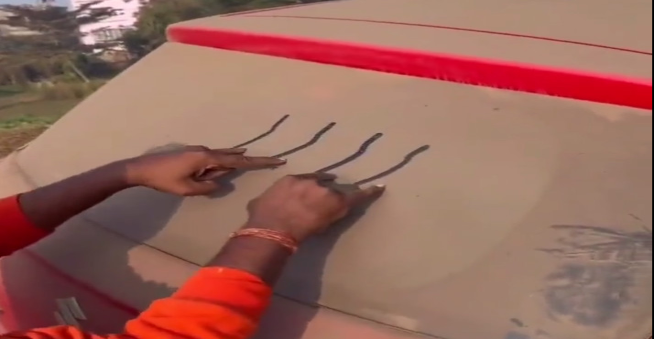 Άνδρας έγινε viral για τα πανέμορφα σχέδια του πάνω στην... σκόνη βρώμικων οχημάτων - Βίντεο