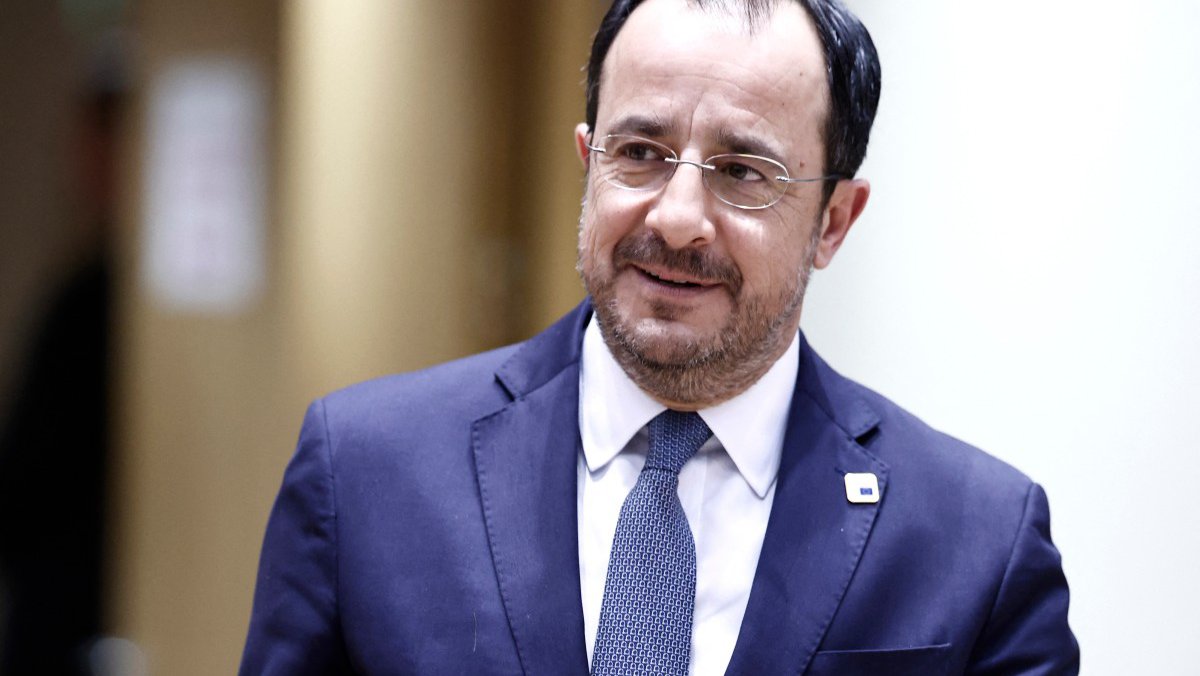 Τηλεφωνική επικοινωνία ΠτΔ-Αντόνιο Κόστα - Ενημερώνει εκτενώς τους ηγέτες των κρατών μελών της ΕΕ 