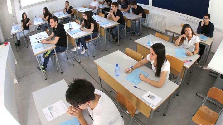 Παγκύπριες Εξετάσεις: Πρεμιέρα σήμερα με τα Νέα Ελληνικά - Στη μάχη πάνω από 5 χιλιάδες μαθητές