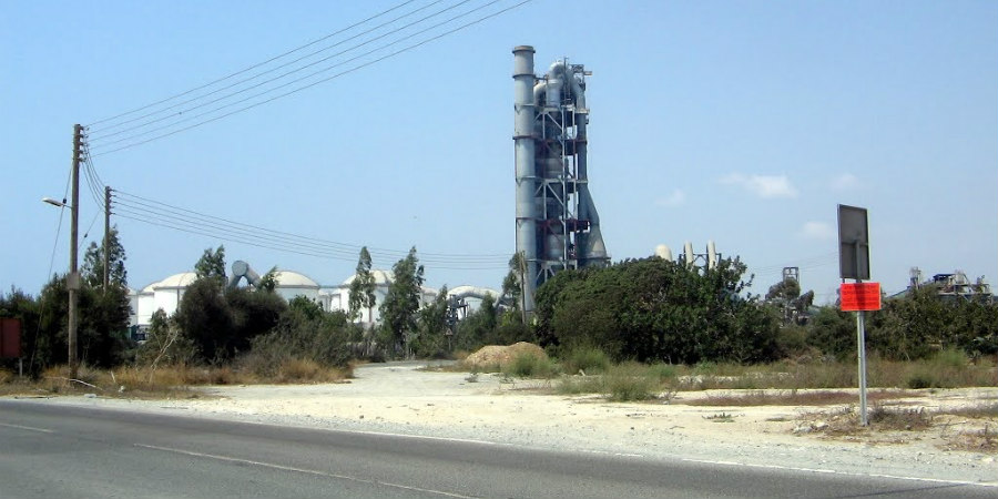 Έκλεισαν τον δρόμο Μαρί-Βασιλικού – «Δεν είμαστε ο σκουπιδότοπος της Κύπρου»