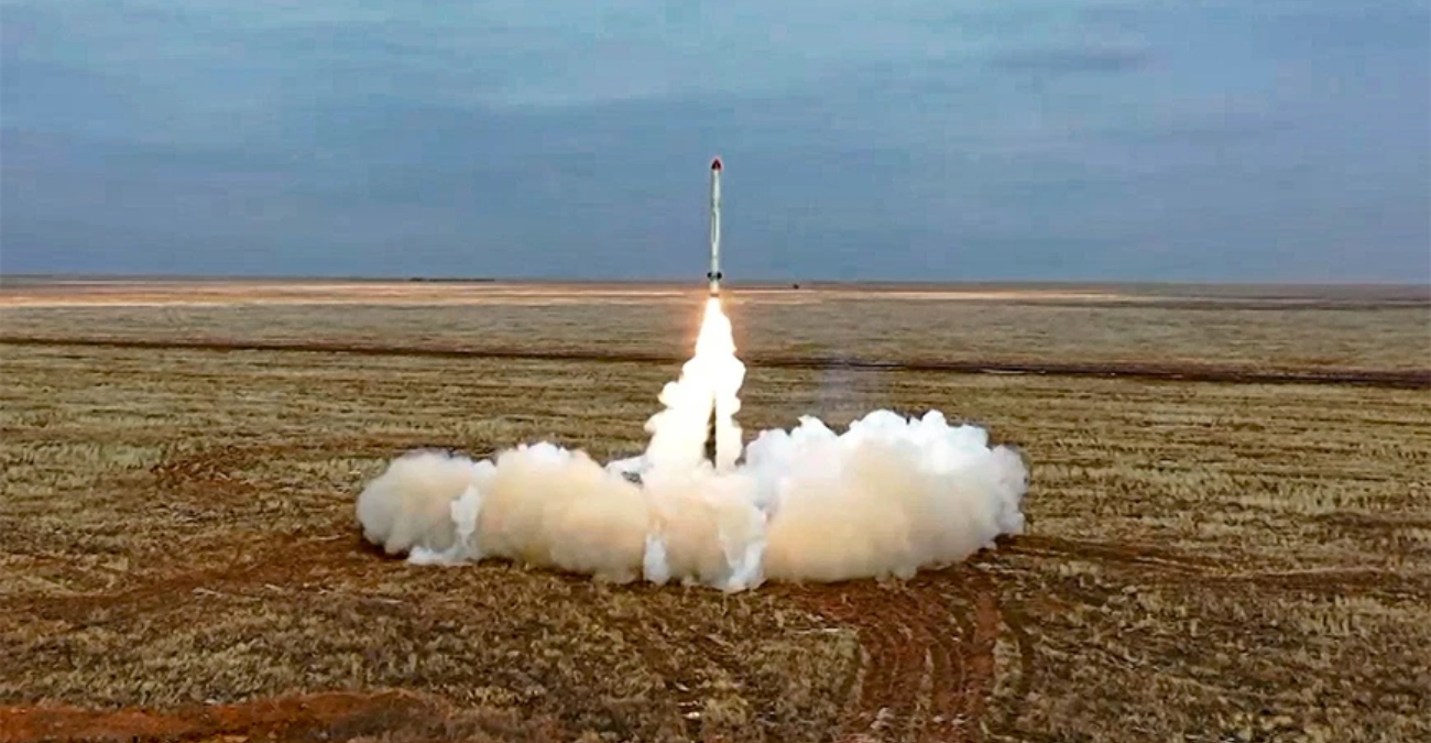 Το Λονδίνο έστειλε στο Κίεβο πυραύλους κρουζ μεγάλου βεληνεκούς – «Θα απαντήσουμε» λέει η Μόσχα