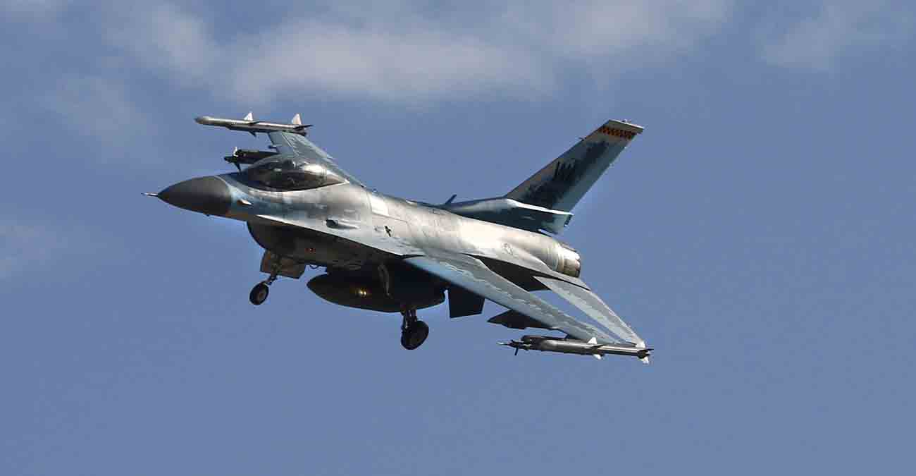 Η Ρωσία προειδοποιεί: Η παράδοση F-16 στην Ουκρανία εμπλέκει το ΝΑΤΟ στη σύρραξη