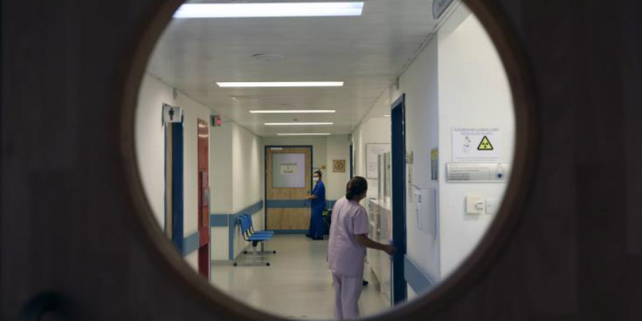 ΚΥΠΡΟΣ – ΚΟΡΩΝΟΪΟΣ: Κρίσιμα 43 ασθενείς - 22 διασωληνωμένοι στη ΜΕΘ - Η εικόνα στα Νοσοκομεία
