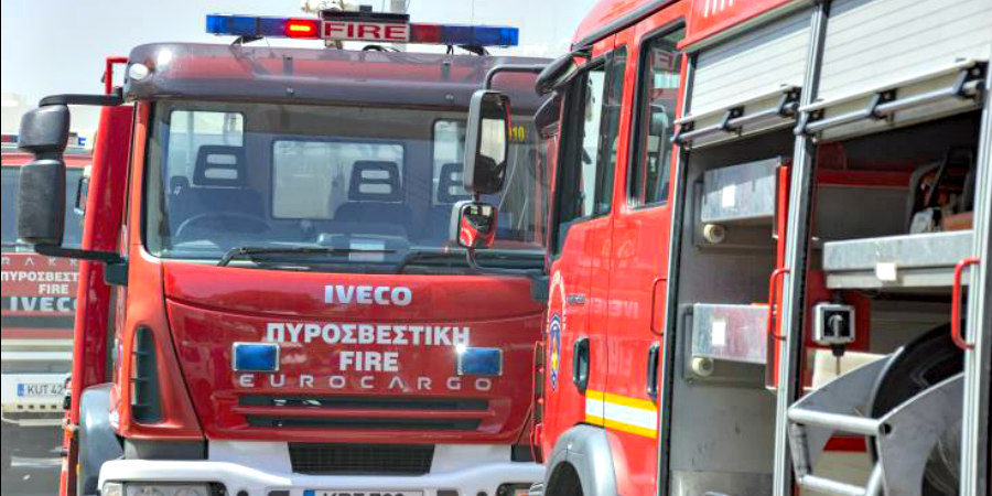 Πυρκαγιά σε κατοικίες στην Αραδίππου και Δωρά και σε όχημα στη Λευκωσία 