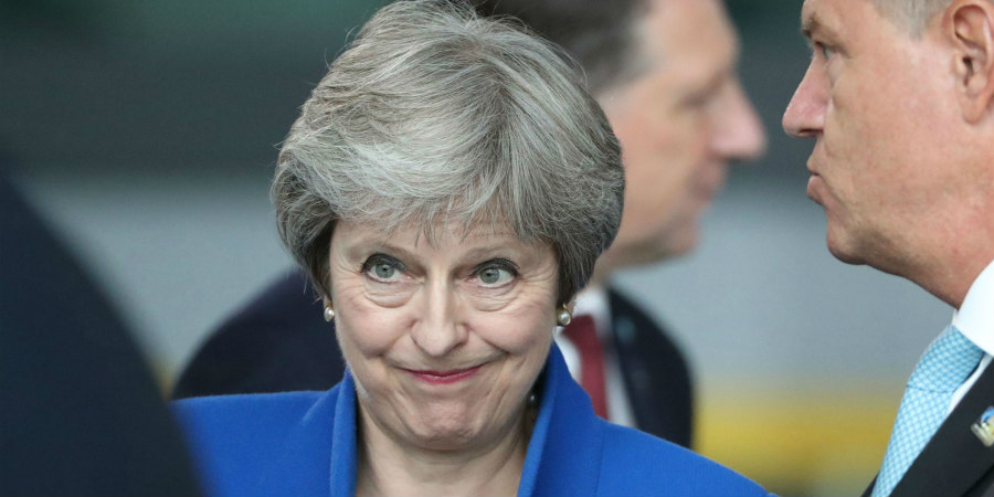 Σε κρίση η Κυβέρνηση Μέι - Στους τέσσερις οι παραιτηθέντες Βρετανοί Υπουργοί