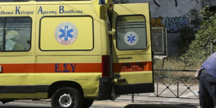 Οδηγός λεωφορείου παρασύρθηκε από αυτοκίνητο στην Ελλάδα - Εντοπίστηκε νεκρός από πυροσβέστες μέσα σε χαντάκι