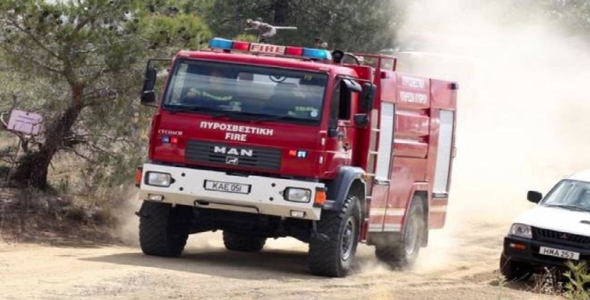  Ξέσπασε πυρκαγιά σε σωρούς απο σκύβαλα - Ελεγχόμενη η φωτιά