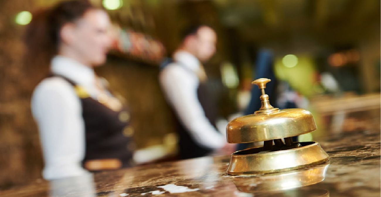 Αυτοί είναι οι νέοι κατώτατοι μισθοί για τους εργαζόμενους σε ξενοδοχεία - Πόσο αυξήθηκαν