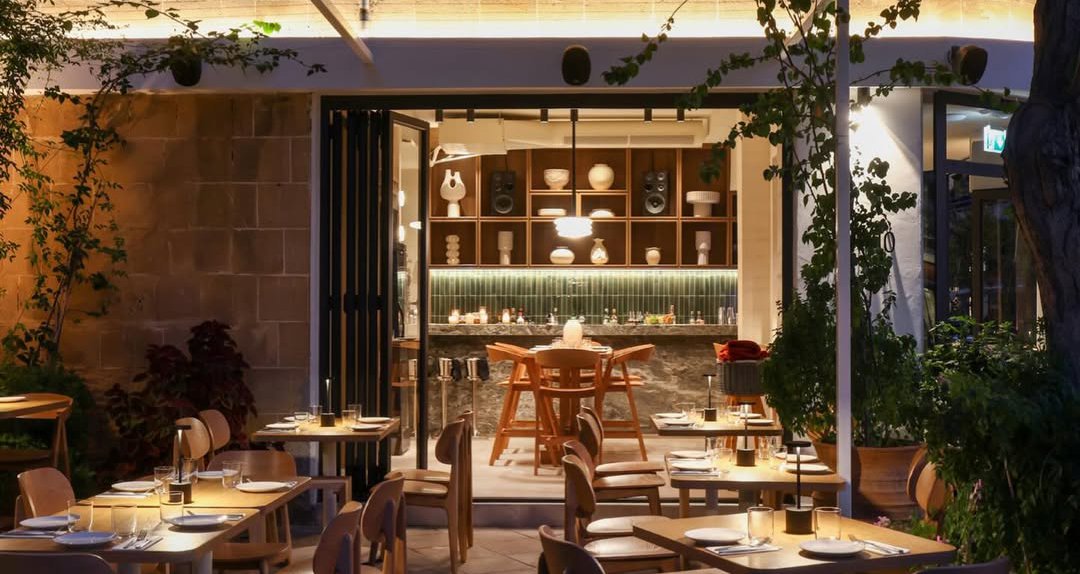 Τέλος τα προσωρινά «αντίο» - Το στέκι στη Λευκωσία που επιστρέφει για να μείνει – Το νέο μενού και τα δροσερά κοκτέιλ