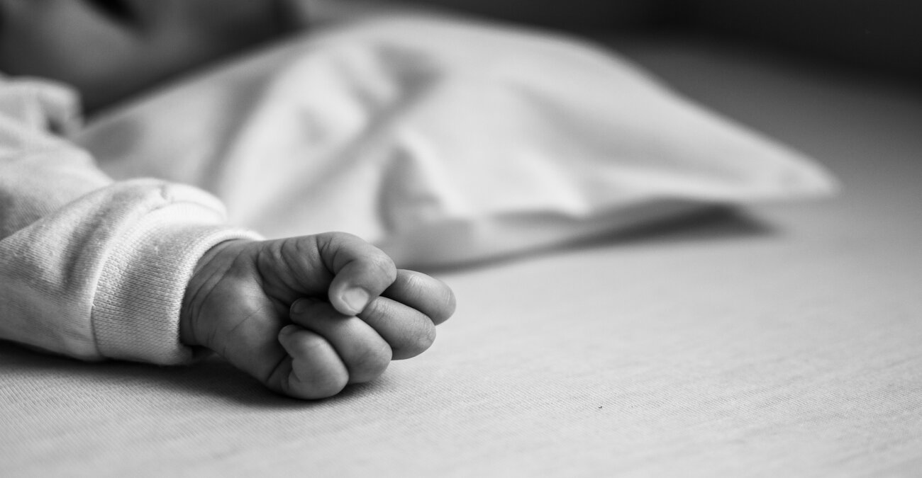 Τραγωδία στην Ελλάδα: Πέθανε κοριτσάκι 3 μηνών - Άγνωστη η αιτία θανάτου - Δεν αντιμετώπιζε προβλήματα υγείας