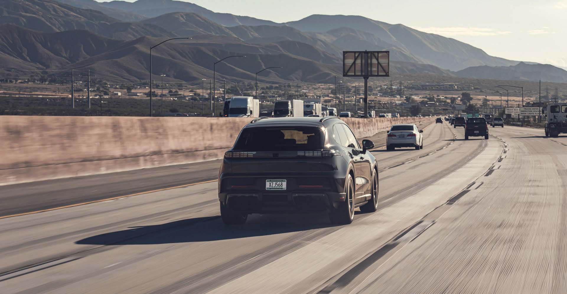  Καινοτόμο σύστημα υψηλής τάσης στο Cayenne Electric: η απόδοση συναντά την αποδοτικότητα