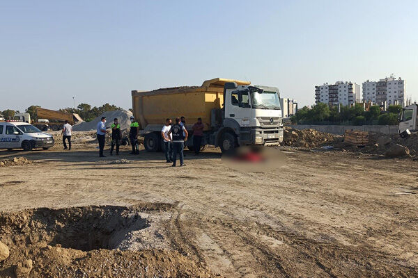 ΚΥΠΡΟΣ-ΚΑΤΕΧΟΜΕΝΑ: Φρικτό θανατηφόρο εργατικό – Έπεσε στον τροχό φορτηγού και πέθανε