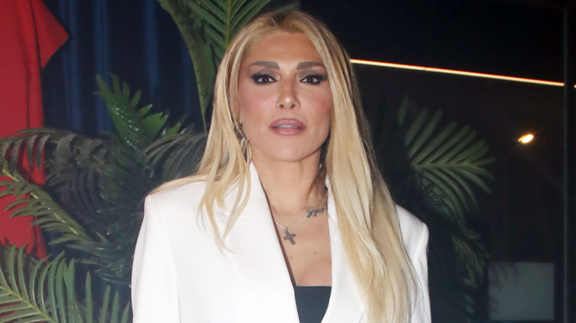 Αγγελική Ηλιάδη: Έχω σκεφτεί να γράψω βιβλίο για τη ζωή μου