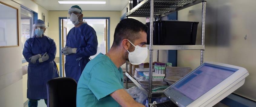  Ανεβαίνει ανησυχητικά ο αριθμός των νοσηλευόμενων – Η «μερίδα του λέοντος» των θετικών κρουσμάτων ξανά στη Λεμεσό -ΠΙΝΑΚΕΣ