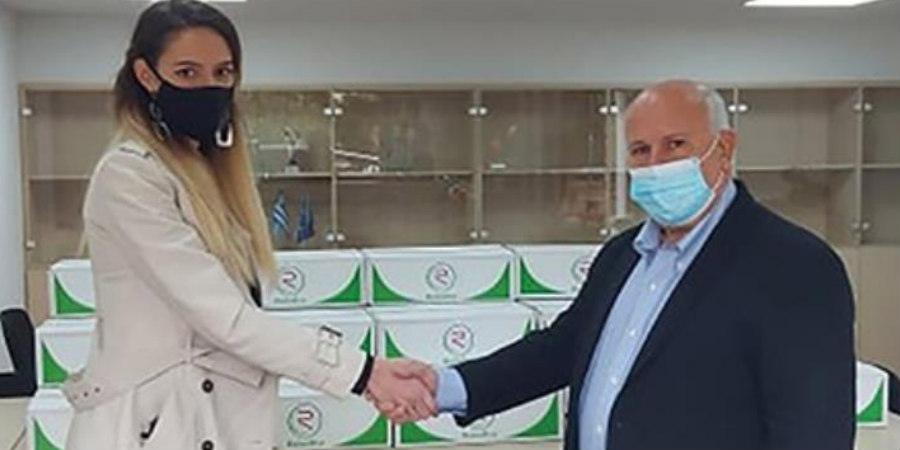 Χιλιάδες αντισηπτικά από τη Remedica - Θα διανεμηθούν παγκύπρια σε 30 σχολεία