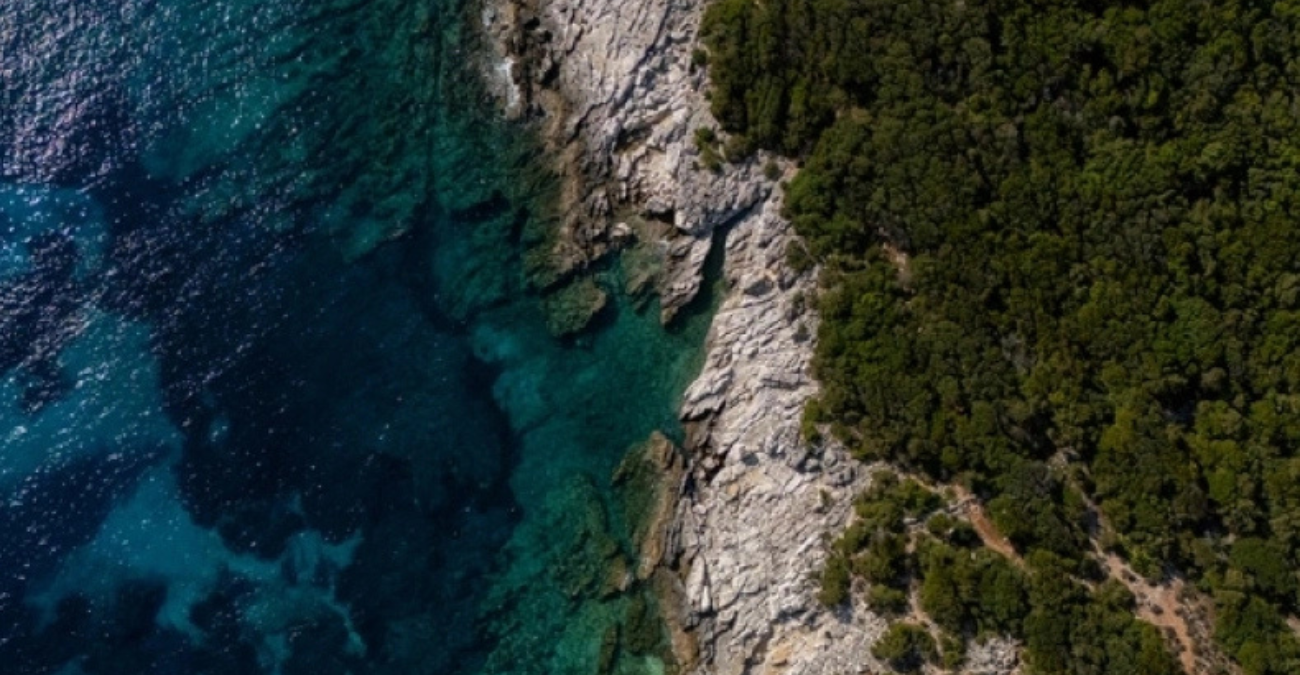 Το ελληνικό ιδιωτικό νησί που πωλείται στην τιμή διαμερίσματος: Ο λόγος πίσω από την «ευκαιρία» - Βίντεο
