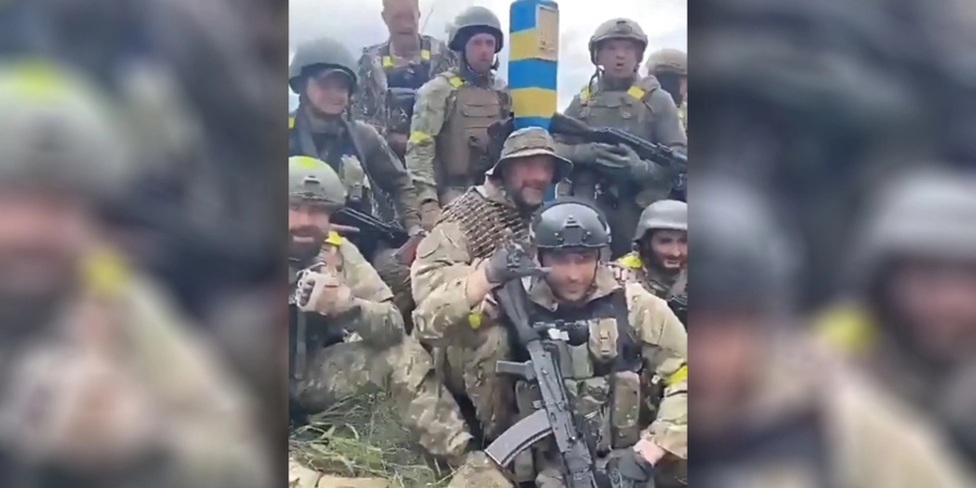 «Πρόεδρε είμαστε εδώ!»: Οι Ουκρανοί ελευθέρωσαν εκτάσεις ως τα σύνορα με τη Ρωσία κι έστειλαν βίντεο στον Ζελένσκι