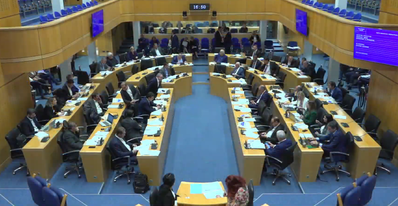 Βουλή: Ενέκριναν τον προϋπολογισμό της ΡΑΕΚ - Ζήτησαν φορολόγηση υπερκερδών εταιρειών ενέργειας