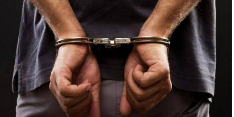 Συνελήφθη 26χρονος - Τον «έπιασαν στα πράσα» με σωρεία καπνικών προϊόντων 