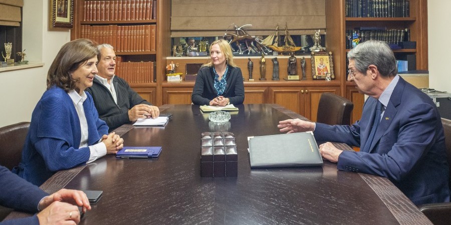 Ολγκίν: Συναντήθηκε με Αναστασιάδη στο πολιτικό του γραφείο - Πήγαν για δείπνο στη μαρίνα Λεμεσού