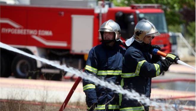ΕΚΤΑΚΤΟ-ΛΕΥΚΩΣΙΑ: Φωτιά σε εστιατόριο στο κέντρο της πόλης- Εκκενώθηκαν προληπτικά διαμερίσματα
