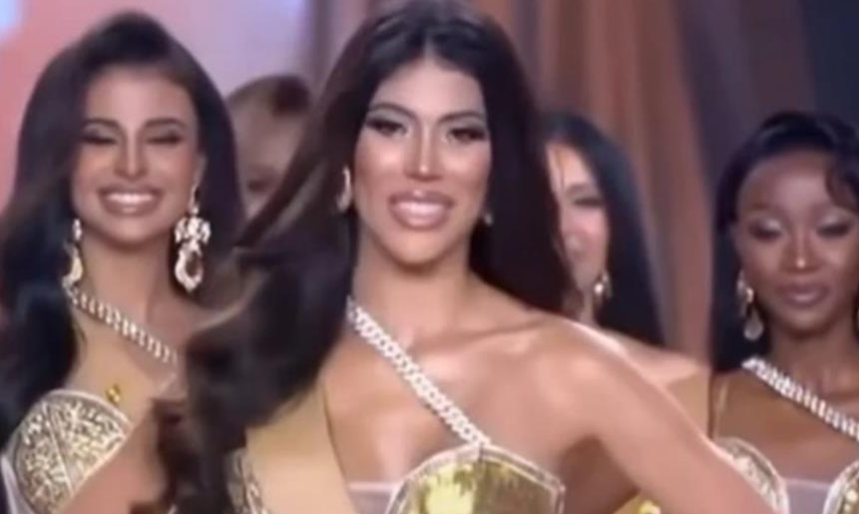 VIDEO: Viral η γκάφα διαγωνιζόμενης σε καλλιστεία - Πανηγύρισε γιατί νόμιζε ότι... νίκησε