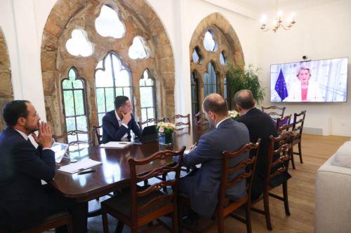 Στην ενημερωτική τηλεδιάσκεψη ΕΛΚ για Ουκρανικό συμμετείχε ο ΠτΔ