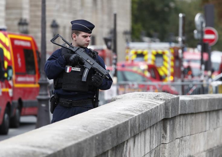 Ο δράστης της αιματηρής επίθεσης στο Παρίσι είχε ριζοσπαστικοποιηθεί πριν από μια δεκαετία