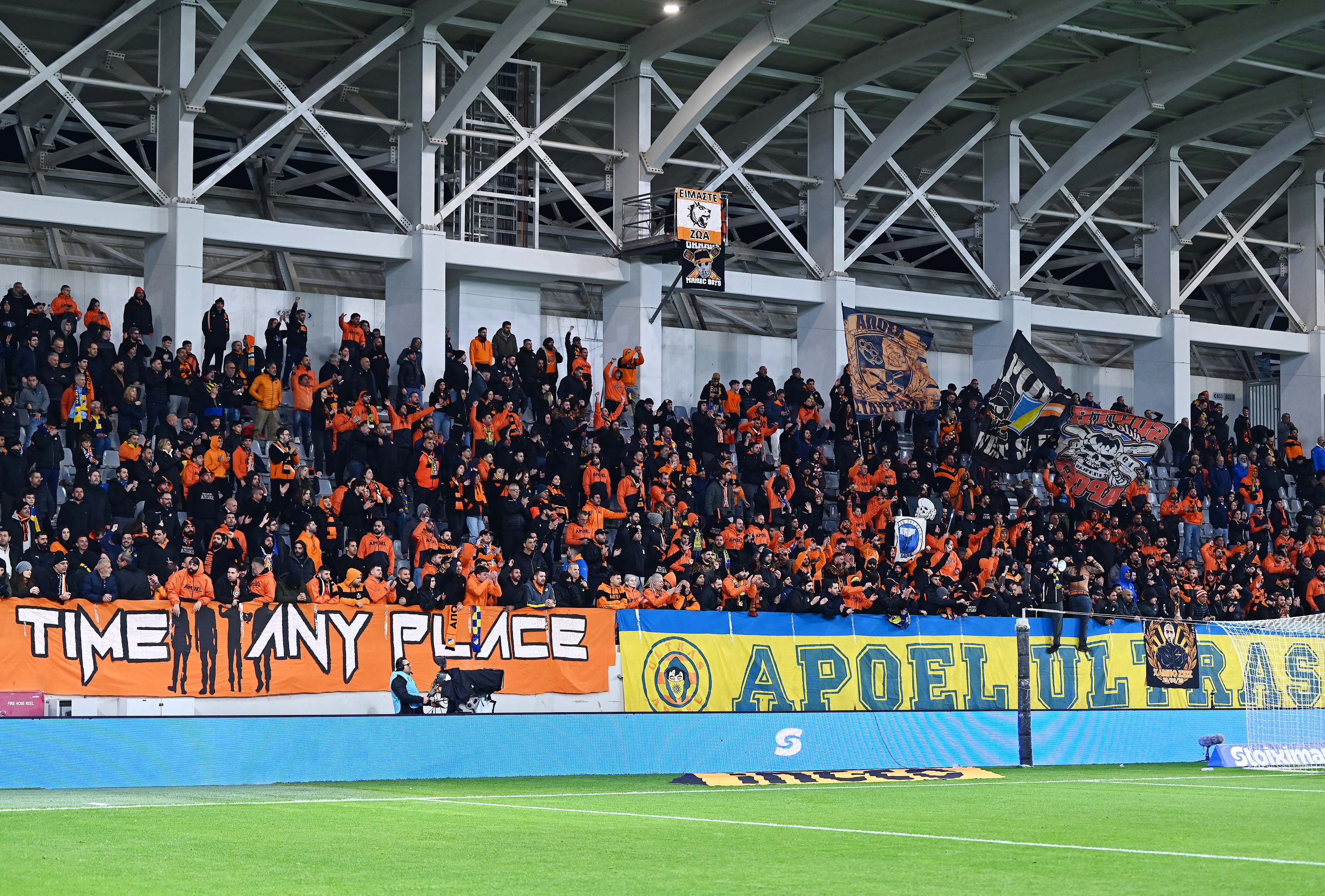 Συλλήψεις οπαδών του ΑΠΟΕΛ μετά τα επεισόδια στην Λεμεσό