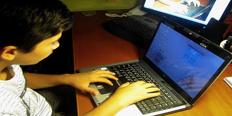 ΚΥΠΡΟΣ: €400 σε μαθητές για αγορά laptop δίνει το Υπουργείο – Ποιοι οι δικαιούχοι