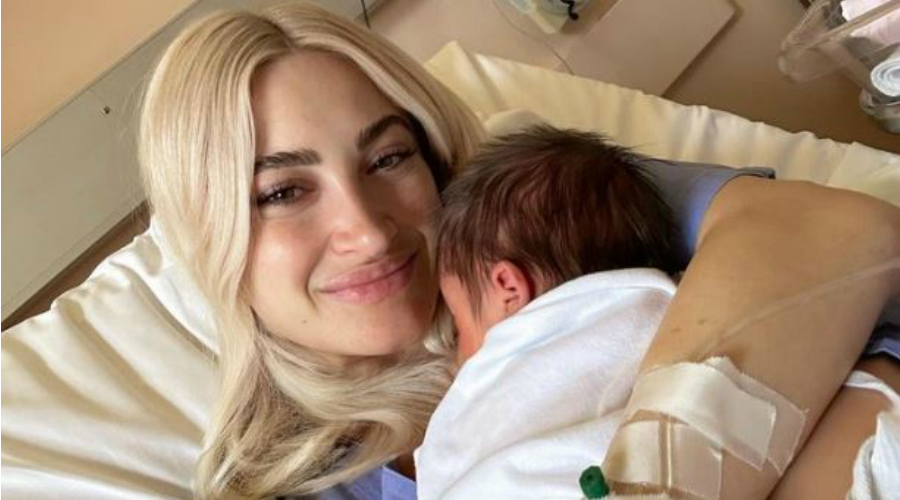 Ιωάννα Τούνη: Ο μπέμπης της δεν την αφήνει να βγάλει story - «Το μωρό έχει αισθητήρες anti-influencer»