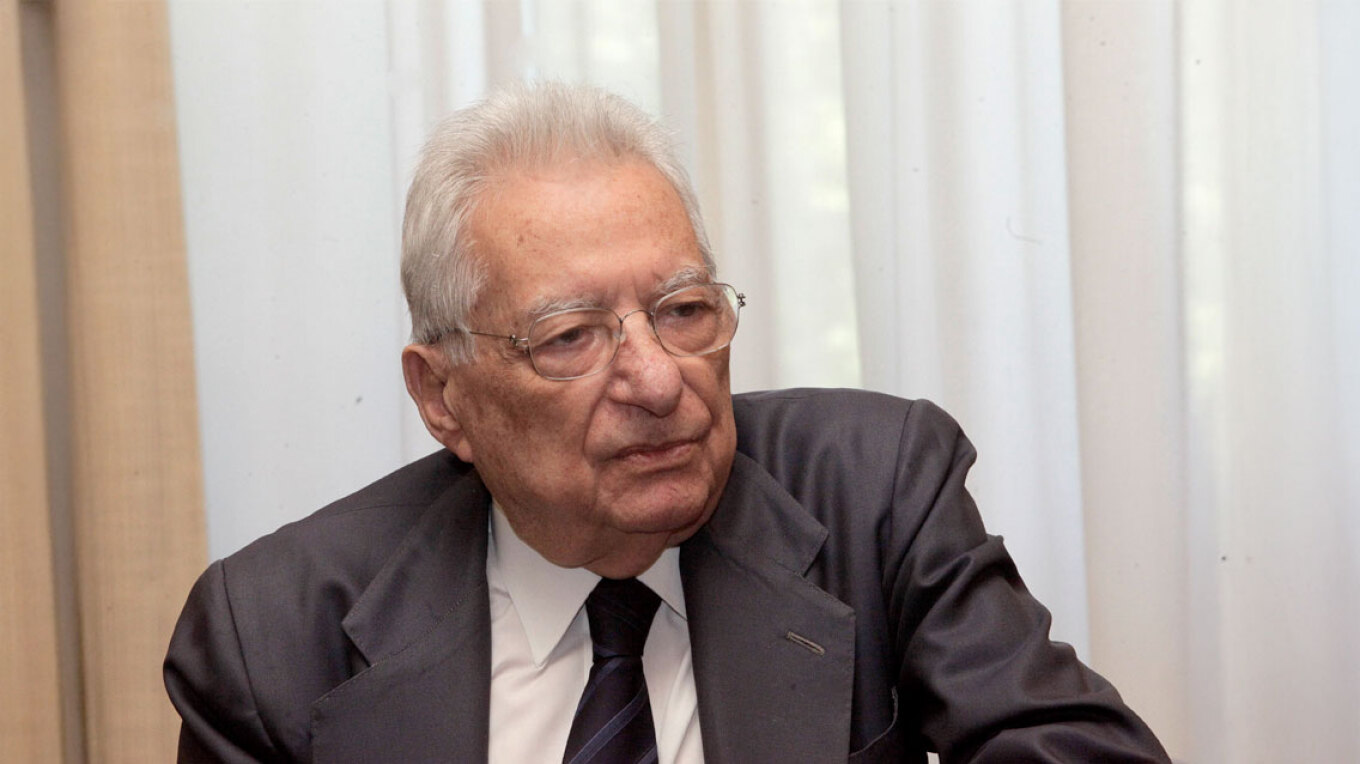 Ελλάδα: Πέθανε ο πρώην υπουργός Εξωτερικών Πέτρος Μολυβιάτης