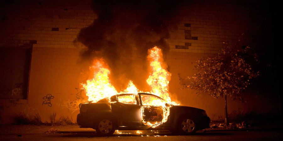 ΛΕΥΚΩΣΙΑ-ΕΜΠΡΗΣΜΟΣ: Έβαλαν στο στόχαστρο όχημα τροχονόμου – Φωτιά στην οδό Ιπποδρομιών