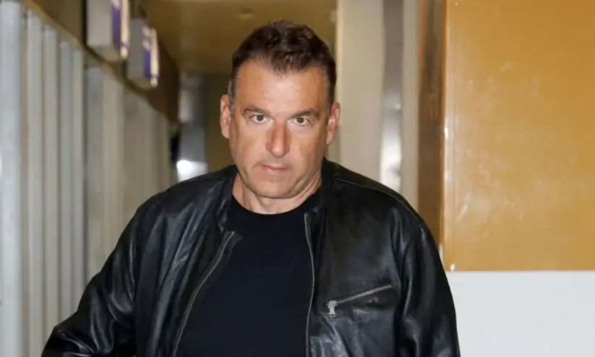 VIDEO - Tροχαίο ατύχημα για τον Γιώργο Λιάγκα: Έπεσε αυτοκίνητο πάνω του - Χτύπησε ο σκύλος του