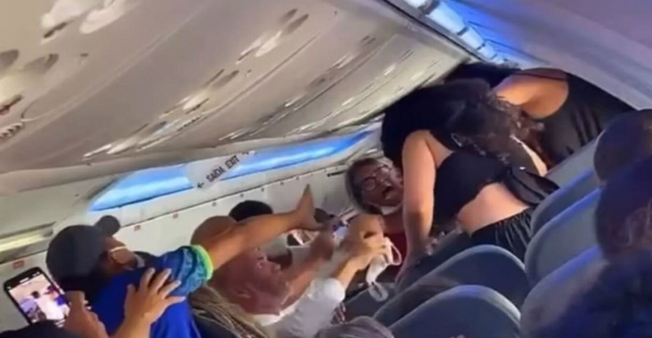 Χαμός σε πτήση προς Βραζιλία - Γυναίκες πιάστηκαν στα χέρια για μια θέση - Δείτε βίντεο