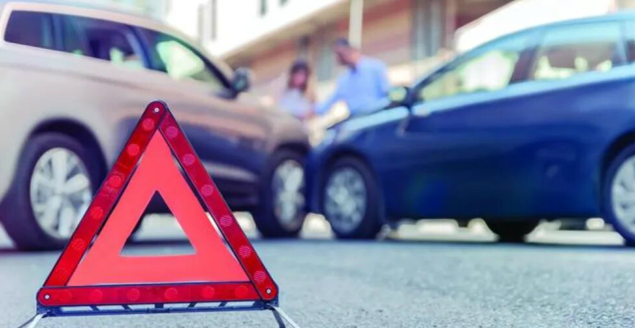 Τέλος στο κυκλοφοριακό κομφούζιο λόγω μικροατυχημάτων – Τι αλλάζει στη νομοθεσία