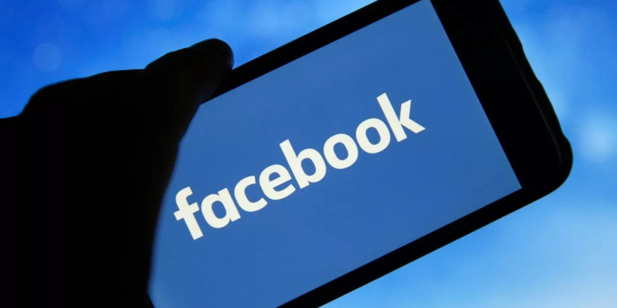 Facebook: Γιατί έχασε πάνω από 251 δισ. δολάρια μία μέρα πριν από τα 18α γενέθλιά του