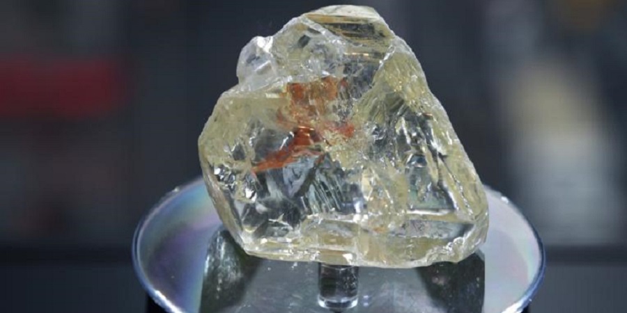 Ένα από τα μεγαλύτερα διαμάντια παγκοσμίως πωλήθηκε σε υπερβολικά χαμηλή τιμή - Το «διαμάντι της ειρήνης» αφού τα έσοδα θα χρησιμοποιόταν για καλό σκοπό