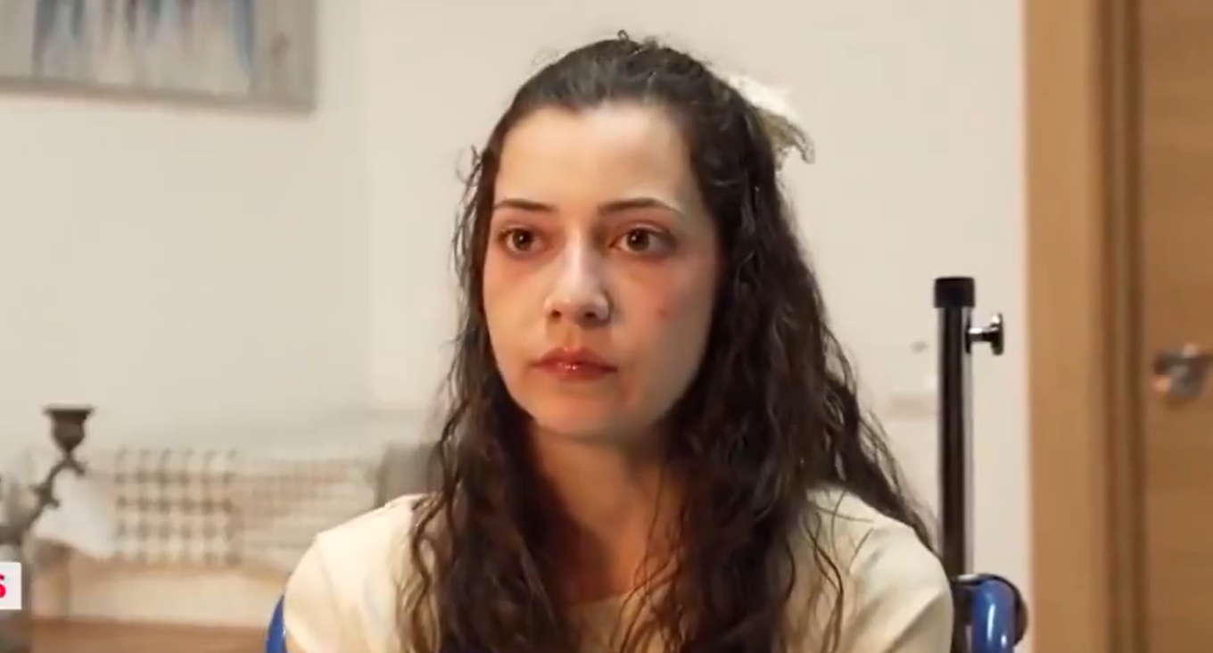 VIDEO: H τραγική ιστορία της 25χρονης που θα κάνει ευθανασία - Ο ομαδικός βιασμός, η βουτιά στο κενό που την άφησε παραπληγική και η έκκληση «θέλω να πεθάνω όμορφη»