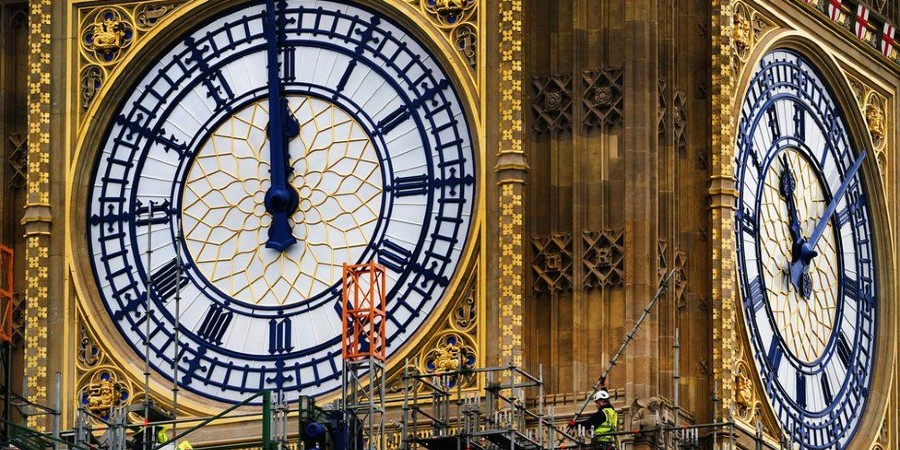 Αποκαλύπτεται το ανανεωμένο Big Ben μετά από 5 χρόνια – Εντυπωσιάζουν τα χρώματα του ρολογιού - ΦΩΤΟΓΡΑΦΙΕΣ