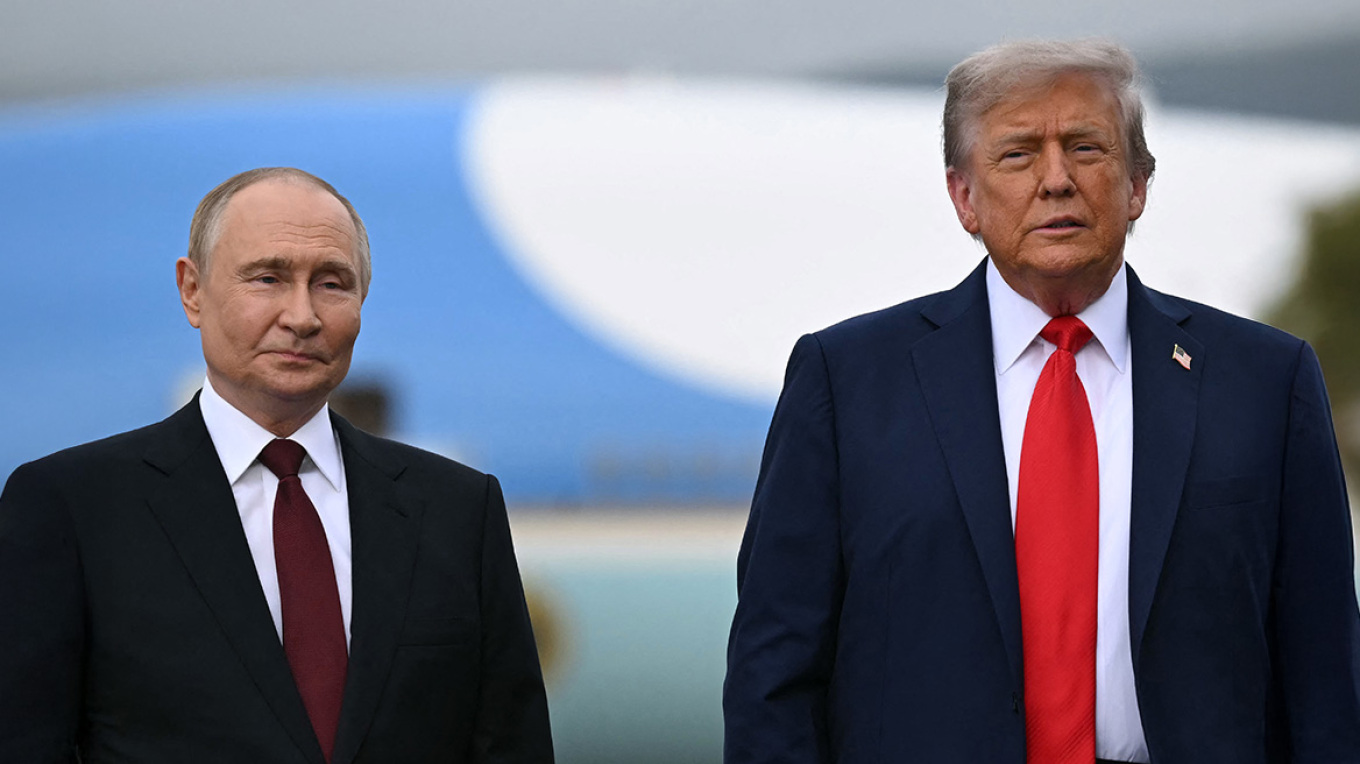 Ανοιχτή πρόσκληση του Πούτιν στον Τραμπ για επίσκεψη στη Μόσχα, τι αποκάλυψε Ρώσος υπουργός