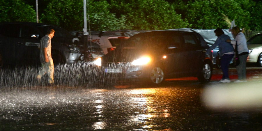 ΚΑΙΡΟΣ: Βροχές και καταιγίδες αναμένονται καθημερινά - Οι περιοχές που επηρεάζονται 