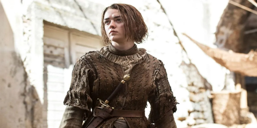 Game of Thrones:  Η «Άρια Σταρκ» αποκαλύπτει: «Ο πατέρας μου με κακοποιούσε από τα 8 μου»