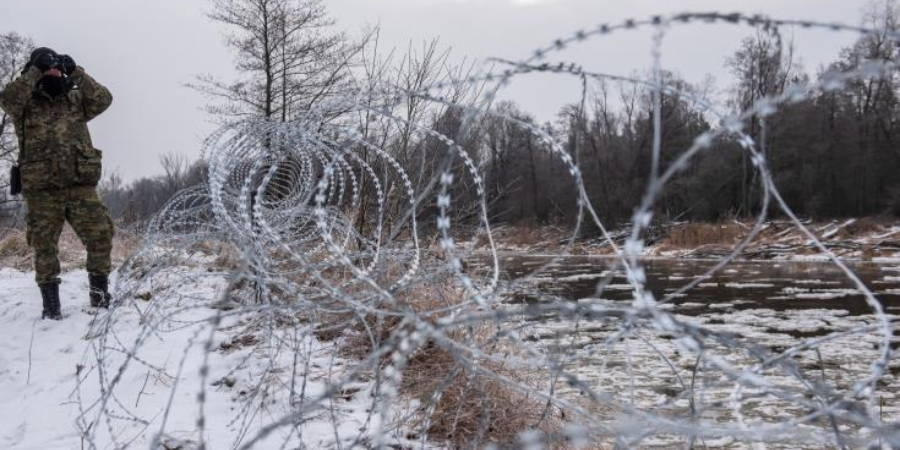 Ερυθρός Σταυρός: Εκατοντάδες οι αποκλεισμένοι στα σύνορα Λευκορωσίας-Πολωνίας